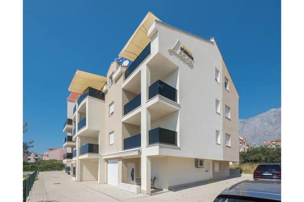 Apartment Hrvoje -Nur 50M Bis Zum Meer - Makarska Exklusiv بروماجنا المظهر الخارجي الصورة