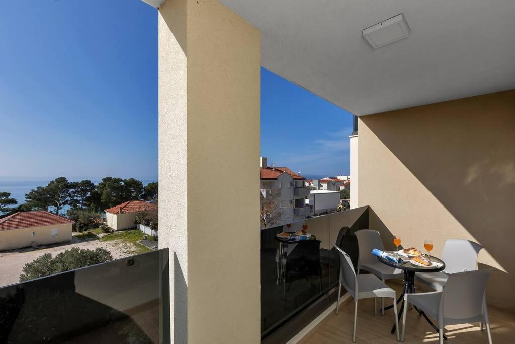 Apartment Hrvoje -Nur 50M Bis Zum Meer - Makarska Exklusiv بروماجنا المظهر الخارجي الصورة
