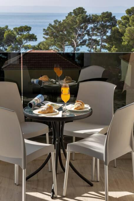 Apartment Hrvoje -Nur 50M Bis Zum Meer - Makarska Exklusiv بروماجنا المظهر الخارجي الصورة